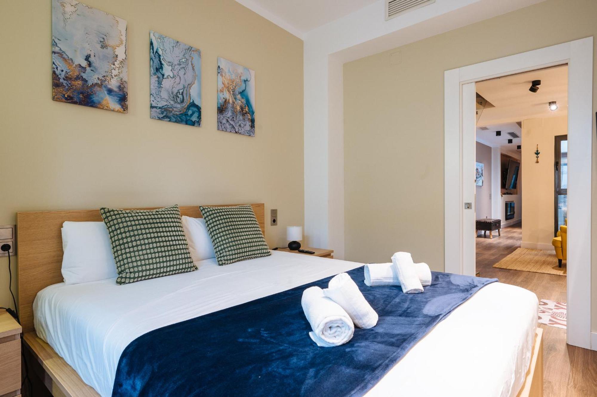 Elegant Duplex 3 Master Bedrooms And Private Sevilla Kültér fotó