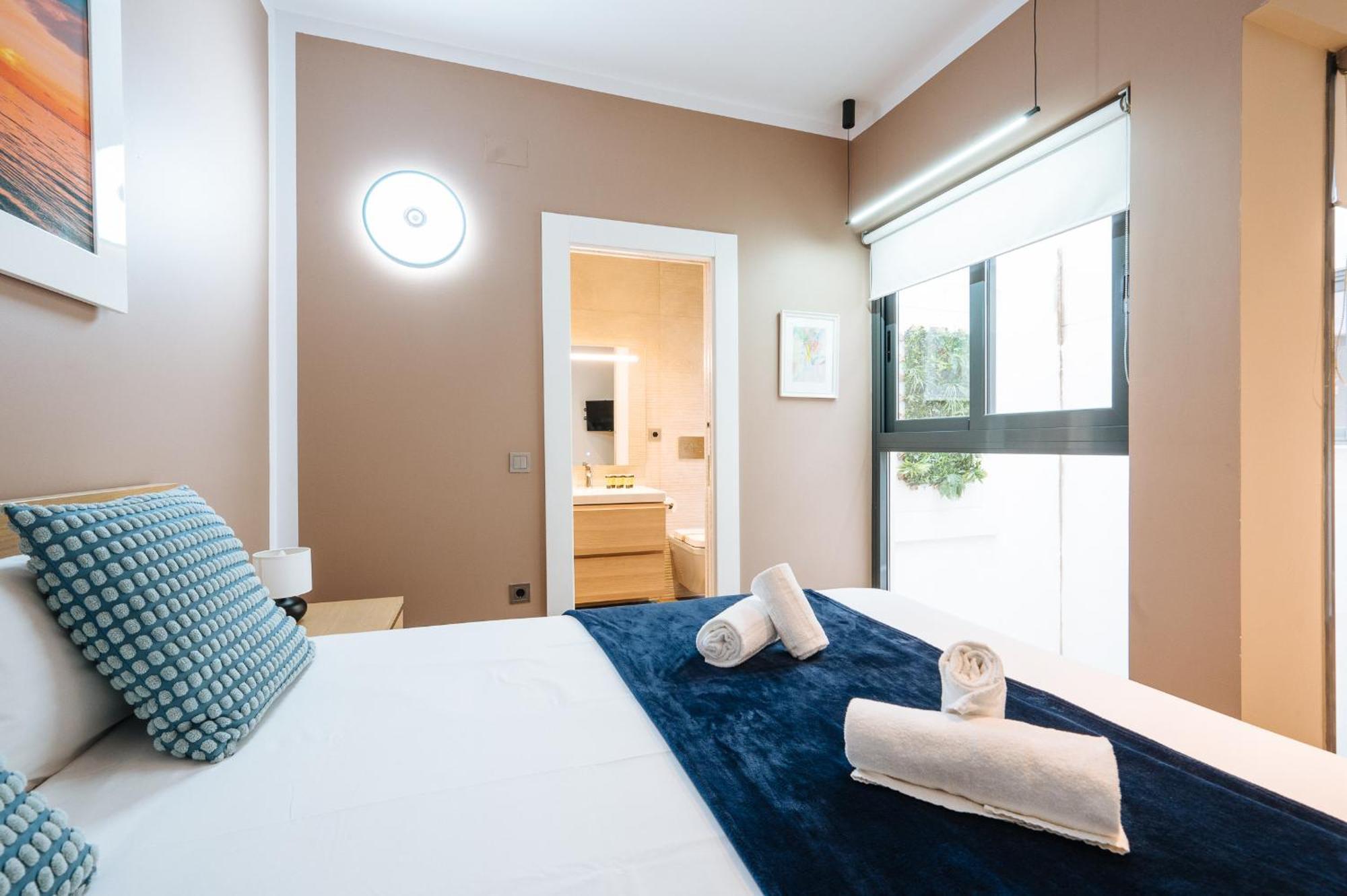 Elegant Duplex 3 Master Bedrooms And Private Sevilla Kültér fotó